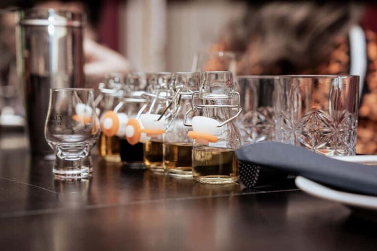 Dublin: Irish Whiskey Museum Whiskey Cocktail Masterclass - What to Expect During the Experience
