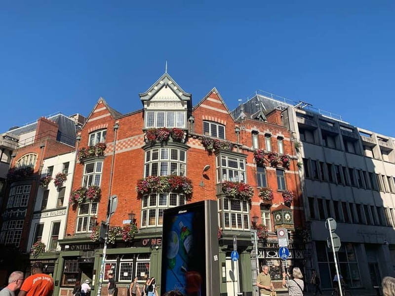 Dublin: Voyagers Private Luxury City Tour with Driver-Guide - What Makes This Tour Stand Out?