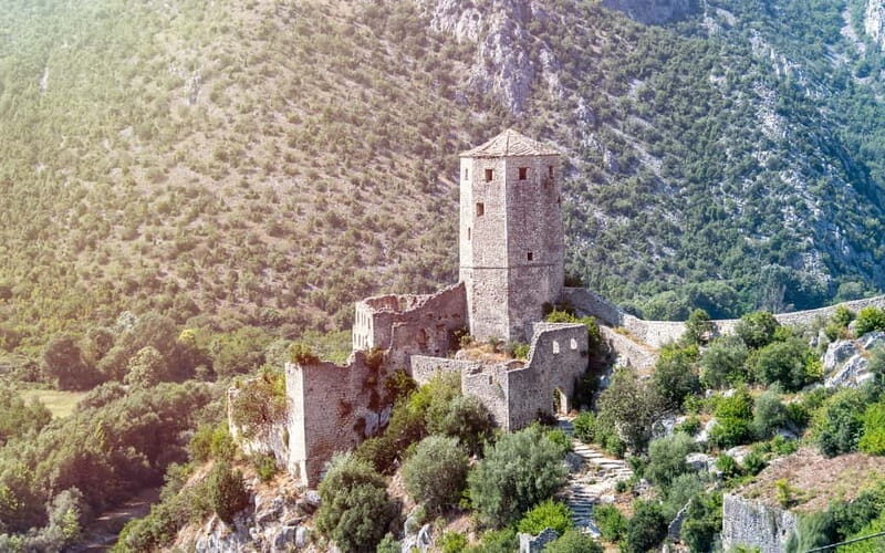 Dubrovnik to Sarajevo: 1-Way Mostar, Blagaj & Poitelj Tour - Comfort, Guides, and Local Insights