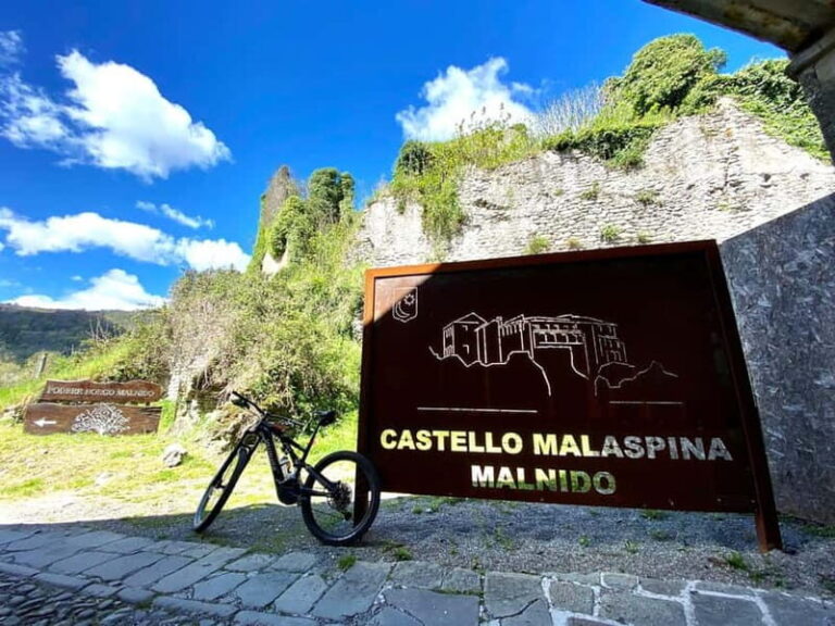 E-Bike Tour - Castles cycle route in Lunigiana - A Closer Look at the Lunigiana E-Bike Tour