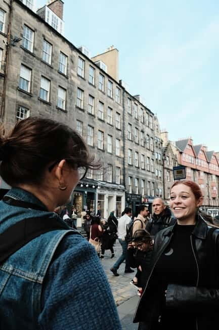 Edinburgh: Folklore & History Walking Tour - What to Expect on the Tour