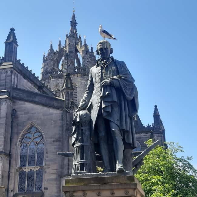Edinburgh: Tales of the Royal Mile Walking Tour - FAQ