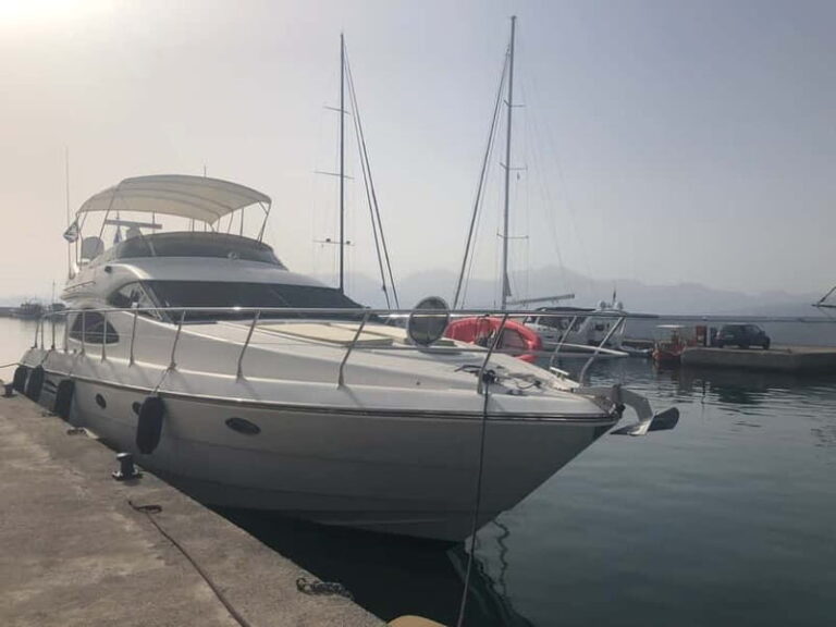 Elounda: VIP Motor Yacht Charter - 54 feet - 10 Guests - Deep Dive into the Experience