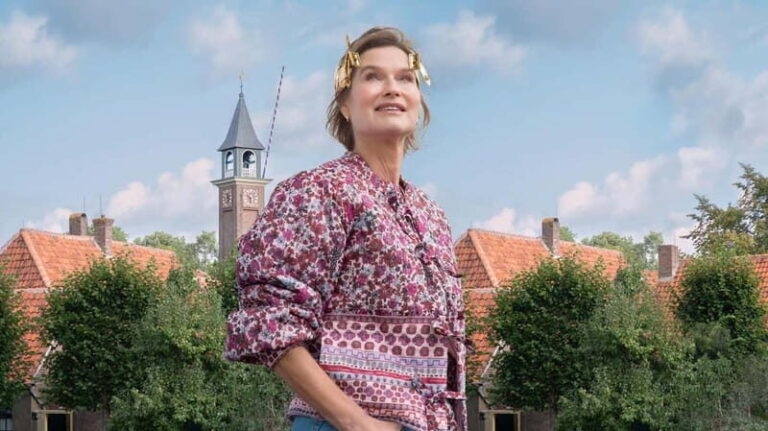 Enkhuizen: Zuiderzee Open Air Museum Entrance Tickets - The Unique Boat Ride and Location