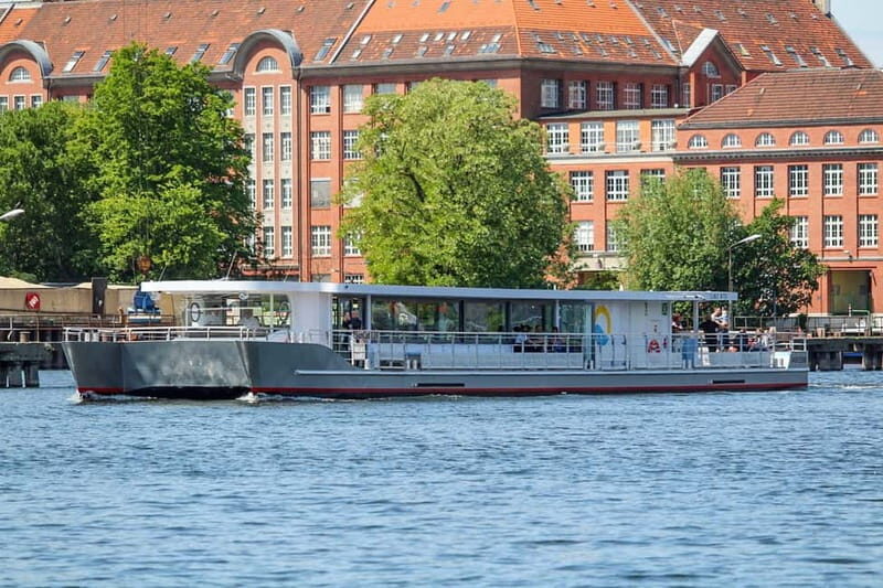 Evening Boat Tour 1.5 hour with our solarcatamaran - The Itinerary and What You Can Expect