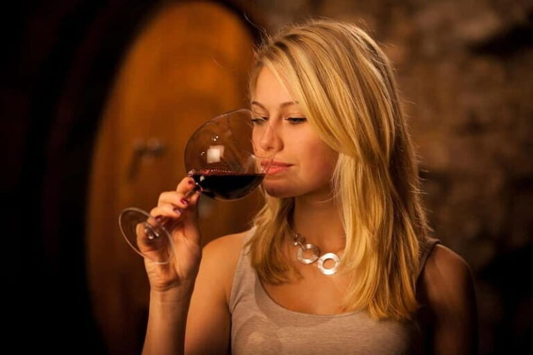 Event: Romantic Valentine's Dinner in San Gimignano Winery - An Overview of What to Expect