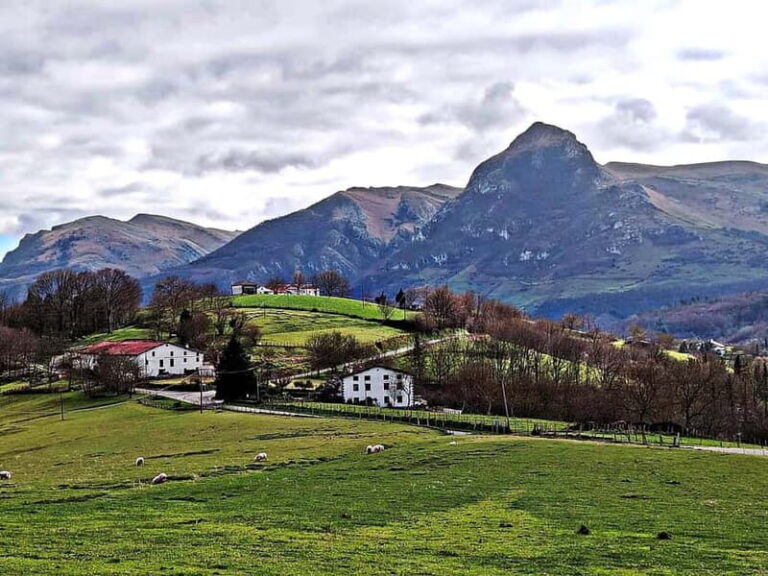 Exclusive Basque countryside - The Practicalities