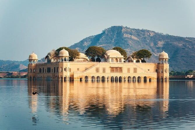 Exclusive Private Jaipur Day Tour from Delhi by A/C Car - Key Points