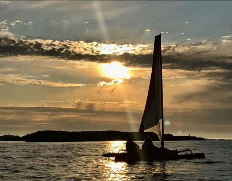 Exclusive to Norway, Sommarøy: Midnight sun in a Hobie sailing kayak. - Value and Practicalities