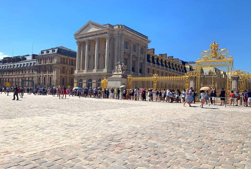 Excursion to discover the Versailles Monarchy - What Makes This Tour Stand Out?