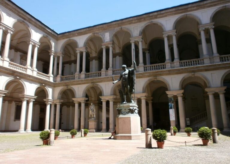 Explore Brera Gallery & Guided Walk in Brera District - What Makes This Tour Stand Out
