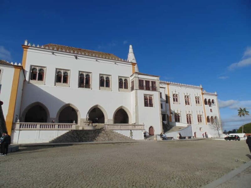 Explore Mystical Regaleira and Taste Sintra's Delicacies - Practical Details: What to Expect and Tips for Travelers