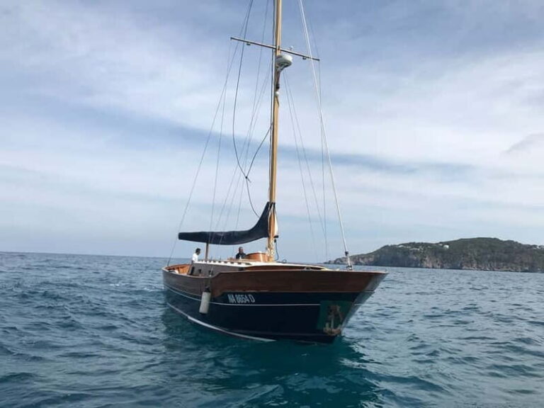 Explore Procida: Culture, Colors and Crystal Waters - Setting Sail from Forio: A Perfect Starting Point
