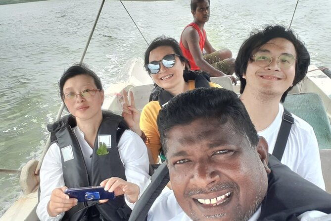 Explore the Colombo Sightseeing Tour by Tuk Tuk - All Include - Key Points