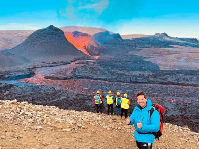Fagradalsfjall Volcano Hike  Small Group, Daily Tour - The Itinerary Breakdown