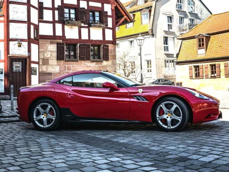 Ferrari selber fahren 30 Min, 1 Person (opt. 60 Min, 3 Per.) - Who Will Love This?