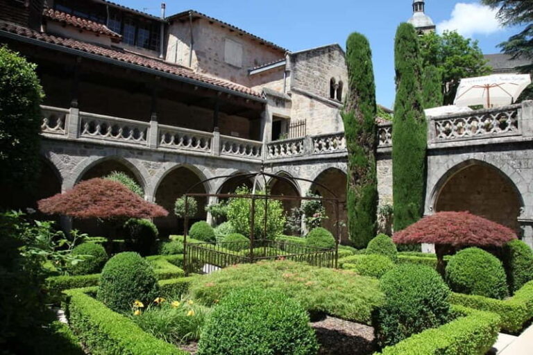 Figeac, a remarkable medieval city - FAQ