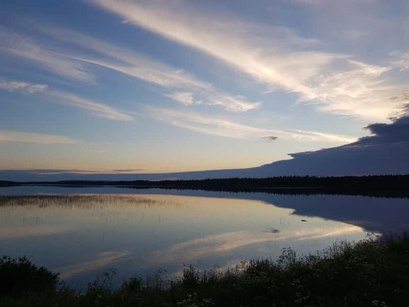 Finnish Lapland: Midnight Sun Hike in Riisitunturi np - Personal Touch with a Private Guide