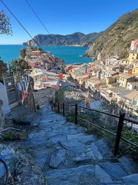 Florence/Bologna: Cinque Terre&Pisa Private Tour w/Transfer - Comfort, Transport, and Practical Details