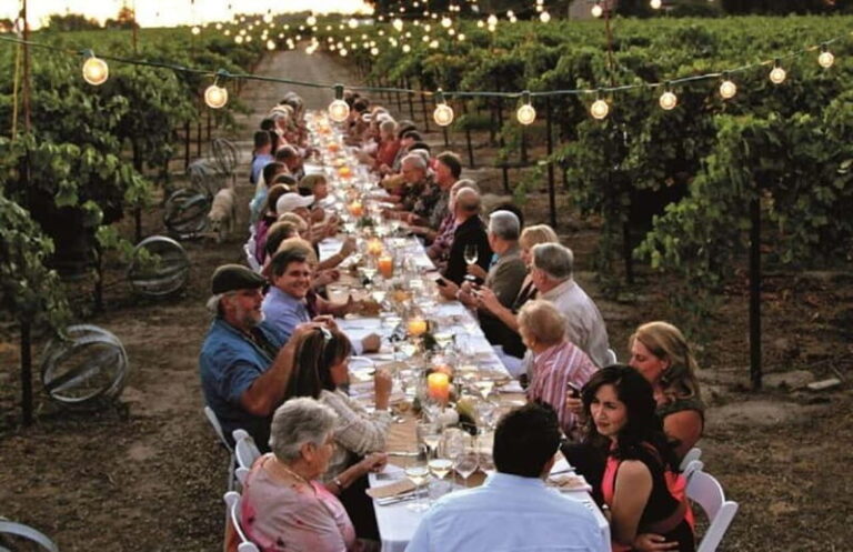 Florence: Chianti Vineyards Tour with Wine Tasting & Dinner - Sunset Dinner in the Vineyards: A Feast for All Senses