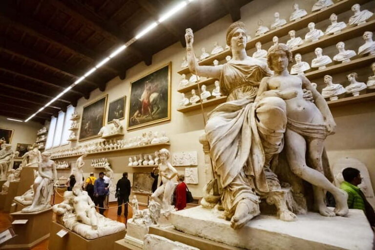 Florence: Timed Entry to Michelangelo's David + Audio App - The Significance of the Artwork Collection
