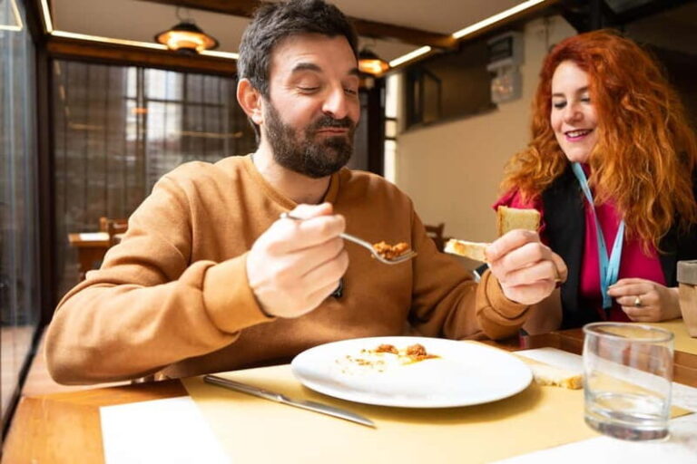 Florences Ultimate Food Tour: Full Tuscan Meal with a Local - What to Expect from the Experience