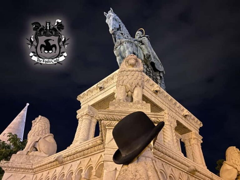 FoolsCode: EscapeRoom/Sightseeing tour with Actor Tourguide - What Makes This Tour Stand Out?
