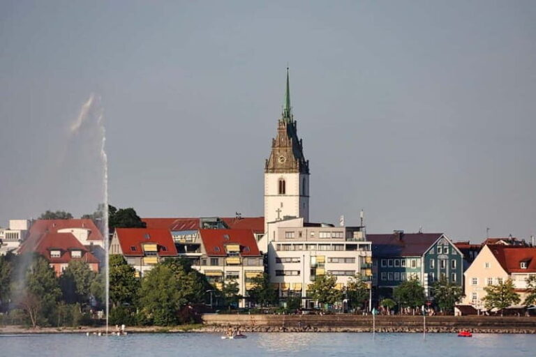 Friedrichshafen: Private city tour with wine tasting - Frequently Asked Questions