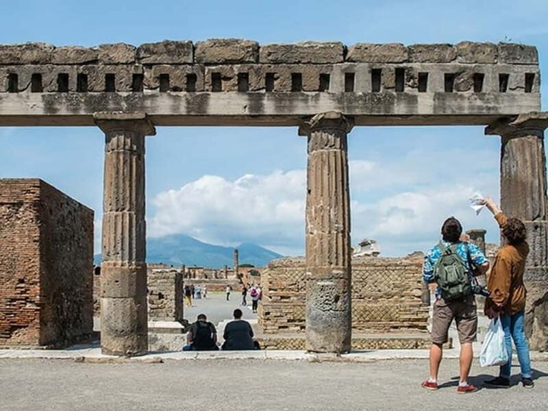 From Amalfi Coast: Transfer to Naples with Pompeii Tour - Why Choose This Tour?