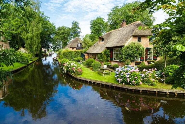 From Amsterdam: Explore Giethoorn Private Guided Tour by Car - What’s Included and What’s Not