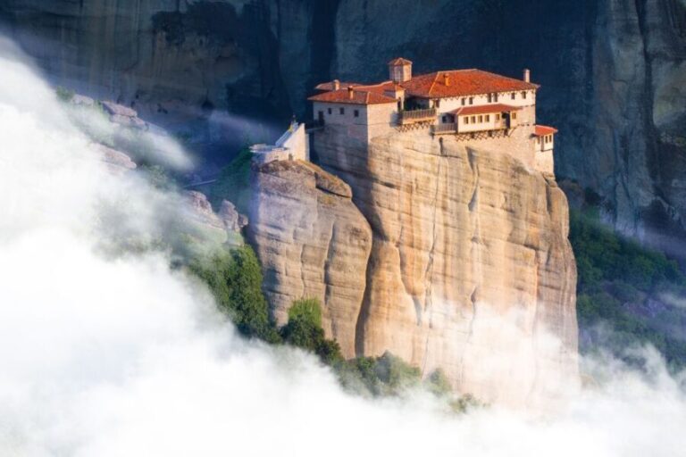 From Athens or Piraeus: Meteora Full-Day Private Trip - Transportation and Group Size: Why It Matters
