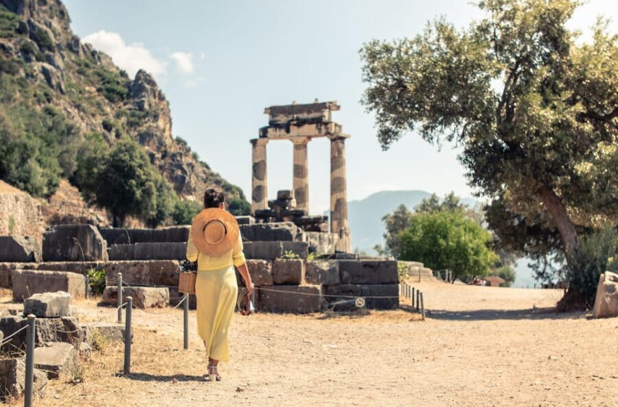 From Athens: Private Delphi and Thermopylae Guided Day Trip - What Makes This Tour Stand Out?