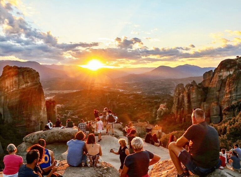 From Athens: Private Meteora Day Trip with Monasteries - The Experience in Detail