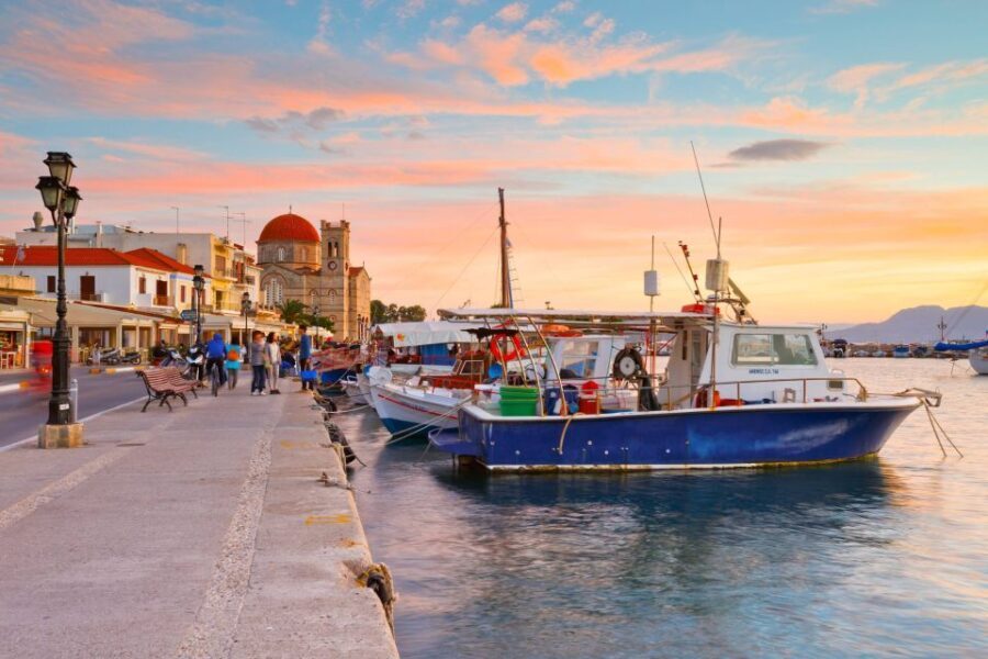 From Athens: Saronic Islands Full-Day Cruise with VIP Seats