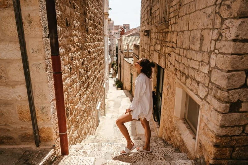 From Barcelona: Tarragona Day Trip + Guide and Wine Tasting - The Wine Experience: A Highlight for Foodies