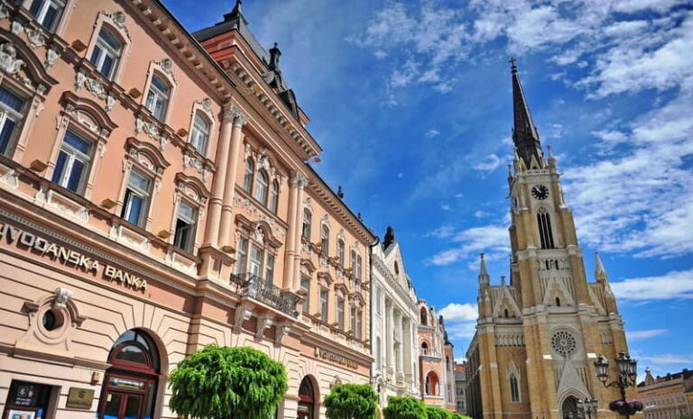 From Belgrade: Novi Sad and Sremski Karlovci Tour - Visiting Kruedol Monastery: A Spiritual and Artistic Treasure