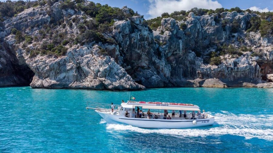 From Cala Gonone: motorboat trip in the Gulf of Orosei - Exploring the Gulf of Orosei: What You Can Expect