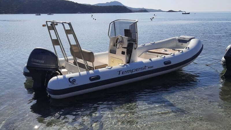 From Chia: 4-hour dinghy tour - Exploring Sardinia’s Coastline: What You Can Expect