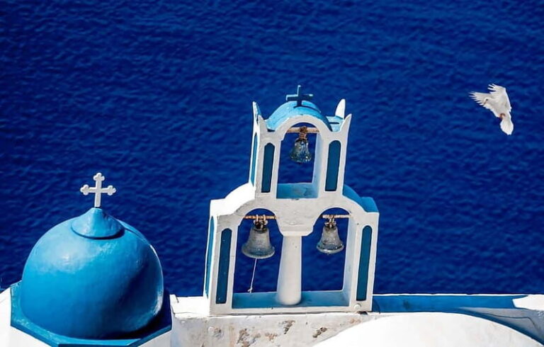 From Heraklion Santorini Guided Day Tour - The Itinerary Breakdown: What You Can Expect