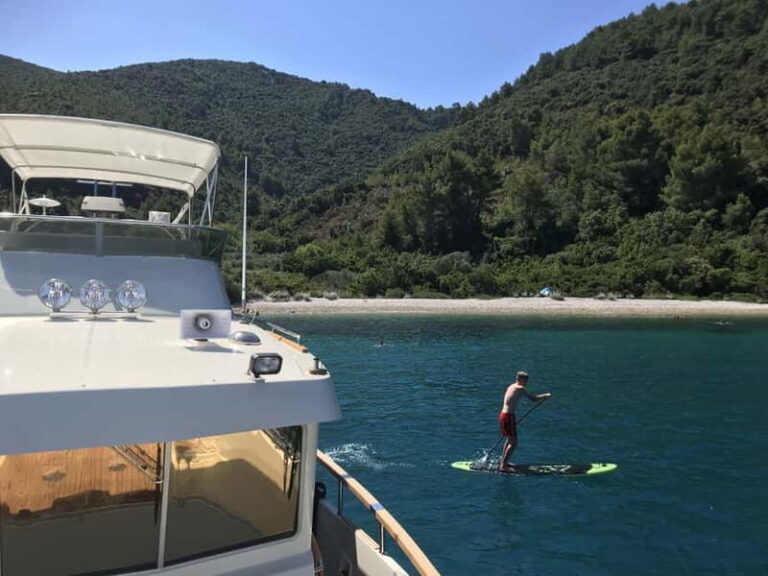 From Korcula island: Mljet Island Yacht Day Trip with Lunch - The Cruise: Relaxing and Scenic