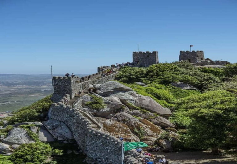 From Lisbon: Sintra Day Trip with Entry Tickets - Discovering Sintra: A Detailed Breakdown