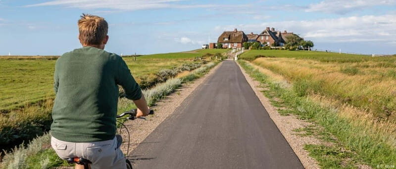 From Nordstrand to Hallig Hooge