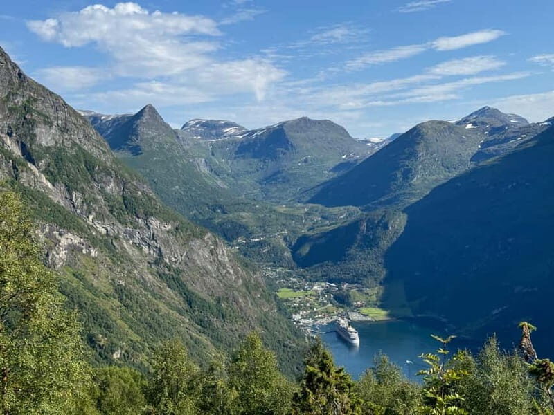 From Oslo to Geiranger: The Hammock Escape - What’s Included and Whats Not