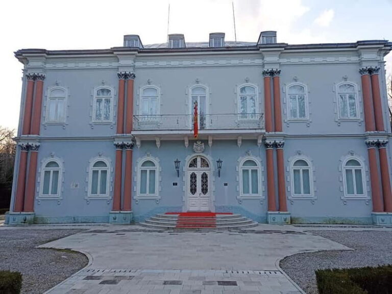 From Podgorica: Rijeka Crnojevica & Cetinje- History&Nature - Practical Aspects and Tips