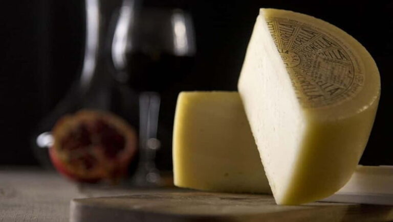 From Rome: Artisanal Cheese Workshop and Fine Dining - Visiting the Cheese Farm: Artisanal Craftsmanship Up Close