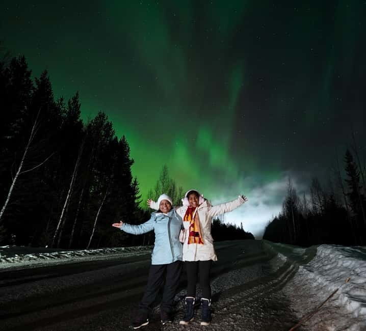 From Rovaniemi: Northern Lights Hunt by Minibus - What To Pack and Consider