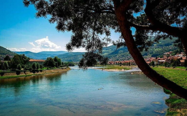 From Sarajevo: Sand Pyramids, Foa, and Gorade Tour - Who This Tour Is Best For