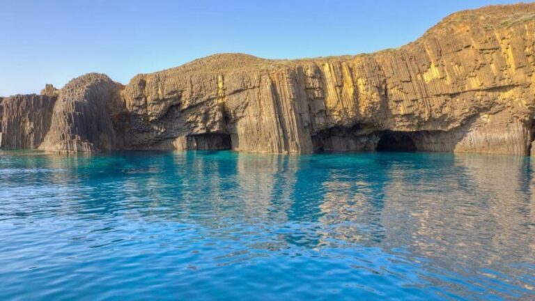 From Sifnos: Kimolos and North Milos Speedboat Tour - Exploring Kimolos: From White Sands to Black Pebbles