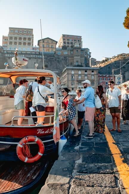 From Sorrento: Capri Small Group Boat Tour with 8 people - Who This Tour Is Best For