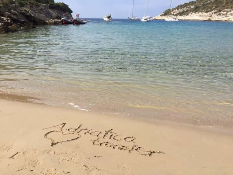 From Split: Blue Cave, Hvar, and 5 Islands Speedboat Tour - Why Choose This Tour?